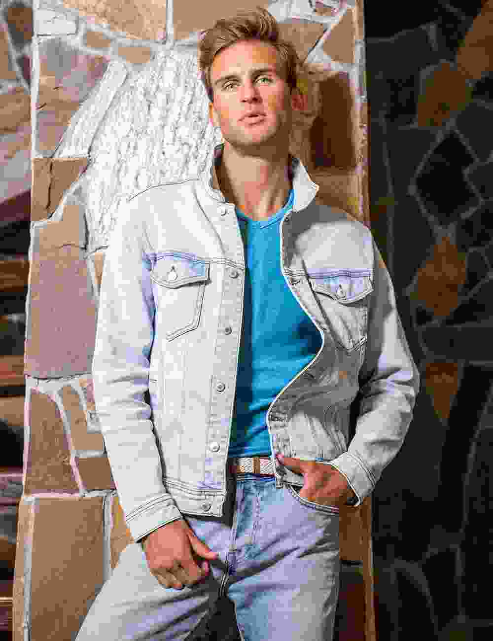 Shop Secondary Image